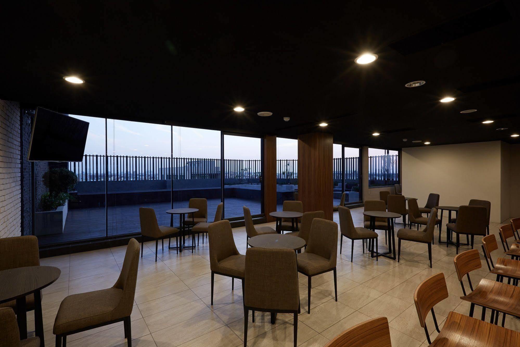 Hunt Champion Hotel Taichung Exterior foto