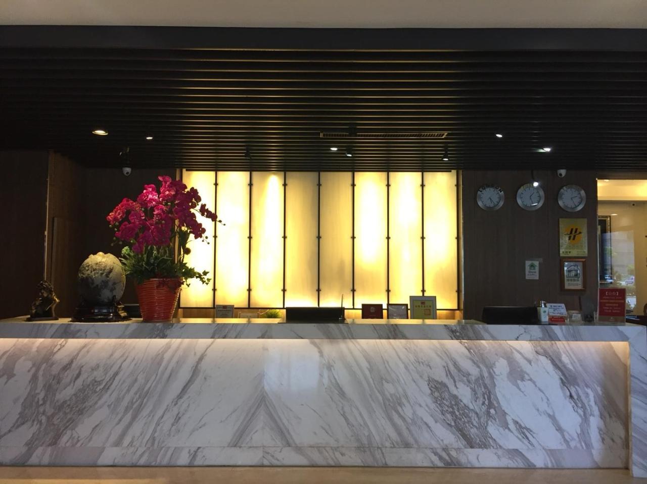 Hunt Champion Hotel Taichung Exterior foto